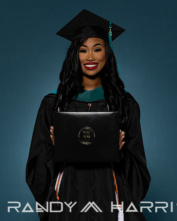 USA Grad April 2024 Portraits-9383