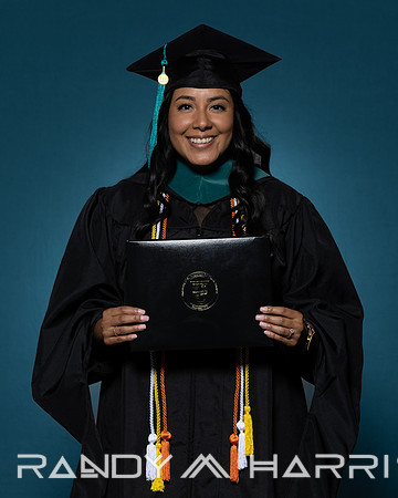 USA Grad April 2024 Portraits-9389
