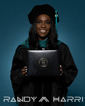 USA Grad April 2024 Portraits-9420