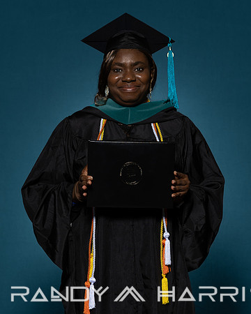 USA Grad April 2024 Portraits-9424