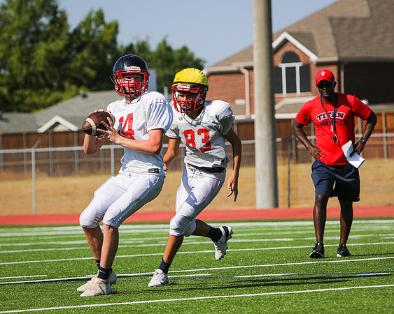 Cen-Ten Red White Game-8440