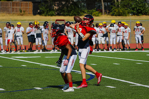 Cen-Ten Red White Game-8466