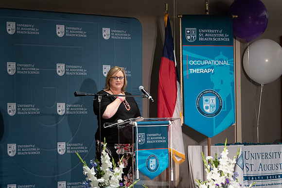 USA Pinning 4-22-6431