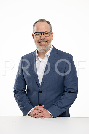 Andrew6900