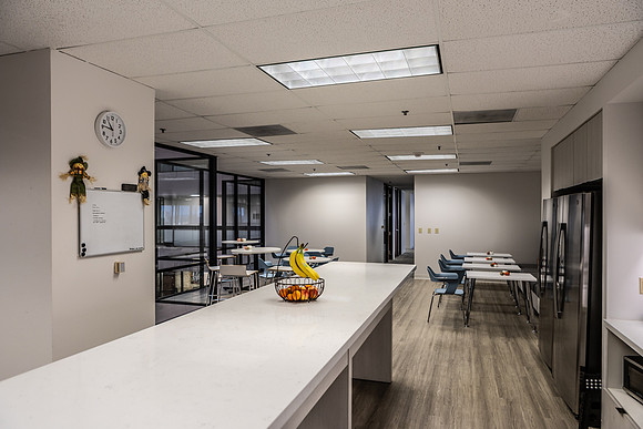 Cresa 15851 N D PrkWay-21