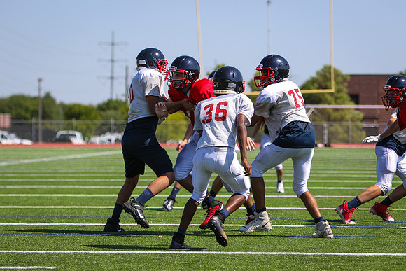 Cen-Ten Red White Game-8709