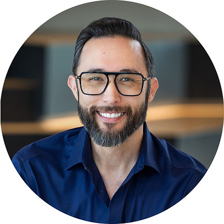 Tom Edwards 2025- HS LinkedIn-2
