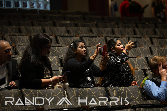 USA Dec 24 Grad Cer-Candid-9620