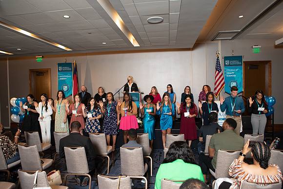 USA August 22  Pinning-9296