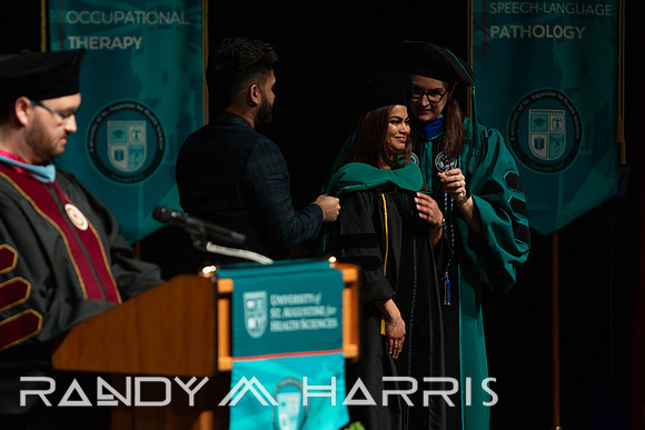 USA Dec 24 Grad Cer-Candid-6344