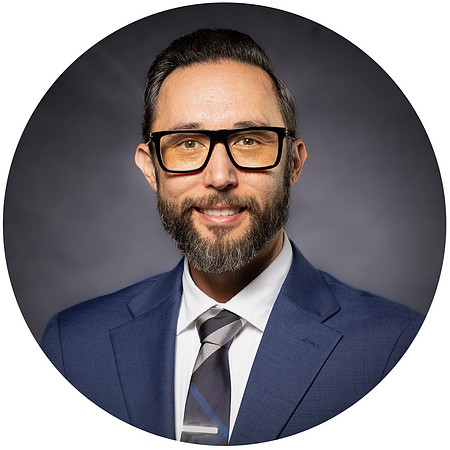 Tom Edwards 2025- HS LinkedIn-4