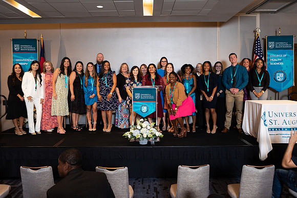 USA August 22  Pinning-9306