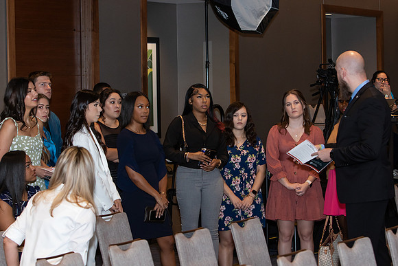 USA August 2022  Pinning-9184