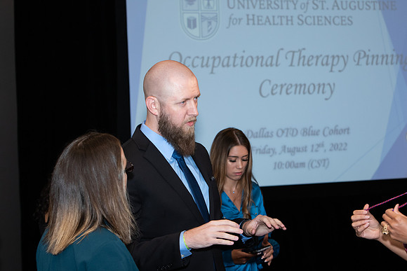 USA August 2022  Pinning-9199