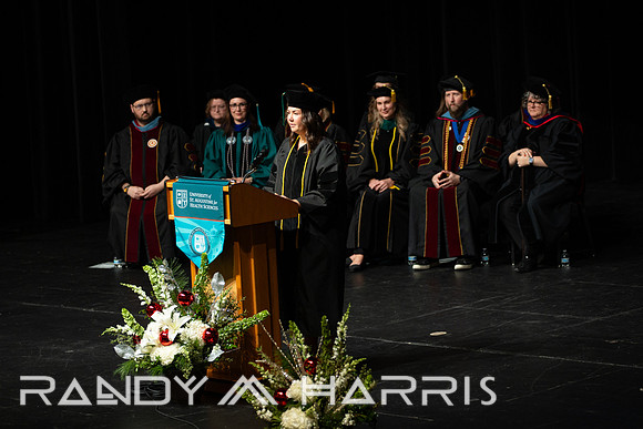 USA Dec 24 Grad Cer-Candid-9705