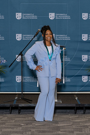 USA Pinning -8636